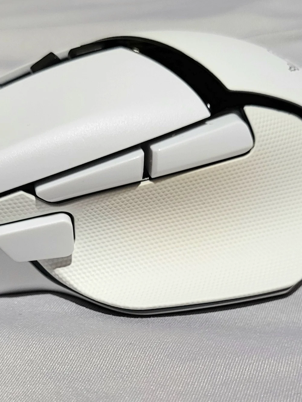 Razer White Gaming Mouse with Cyan RGB Lighting